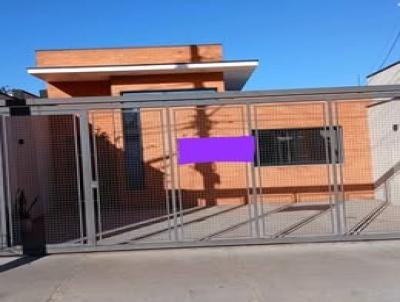 Casa para Loca��o, em Tatu�, bairro Centro, 2 dormit�rios, 1 banheiro, 1 su�te, 2 vagas